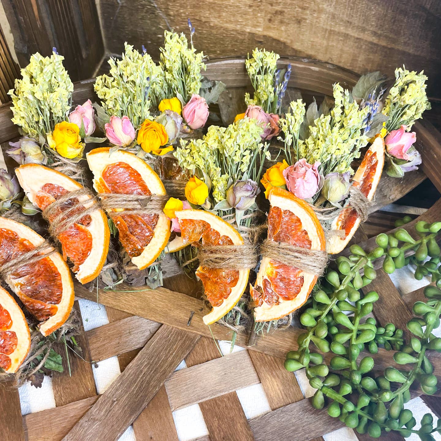 GRAPEFRUIT, MINT AND LAVENDER SMUDGE STICK